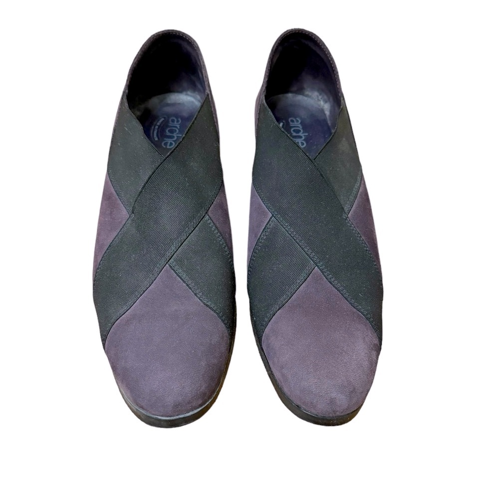 Arche Nubuck wedges in dark purple. Size 39 (8). EUC